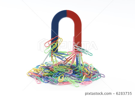 Science experiment image - magnet Science experiment image - magnet 6283735