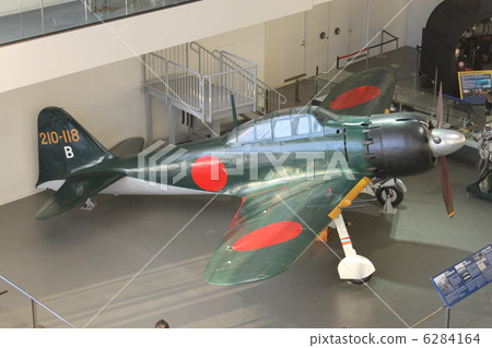 airplane airplane 6284164