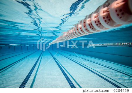 swimming pool under water ... swimming pool under water ... 6284459