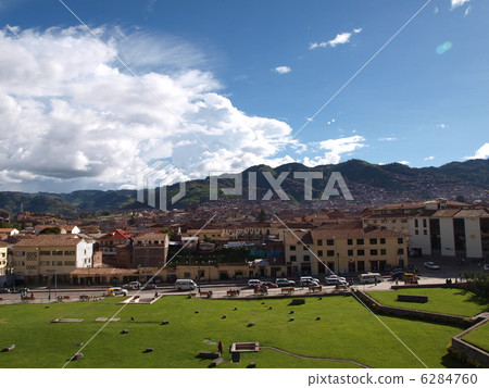 Cusco town hoping from the back of Peru _ Santo Domingo church 6284760
