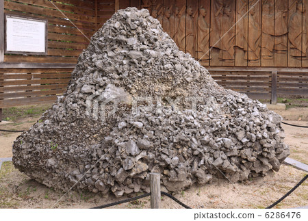 Sazare stones at Izumo Taisha (Kasugami, Gifu Prefecture) 6286476