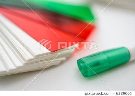 備忘錄檢查筆和座位 備忘錄檢查筆和座位 6289005