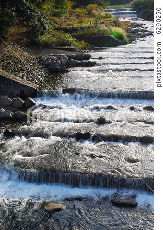 Flow of Hakone Hayakawa 6290250