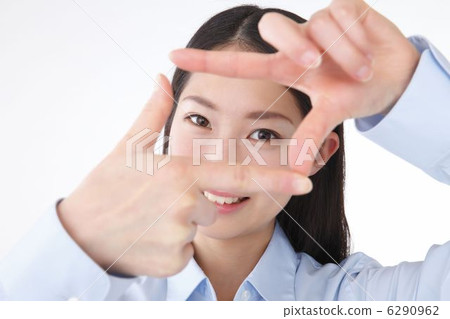 Women seeing composition 6290962