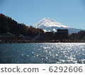 Fuji from the lake 6292606