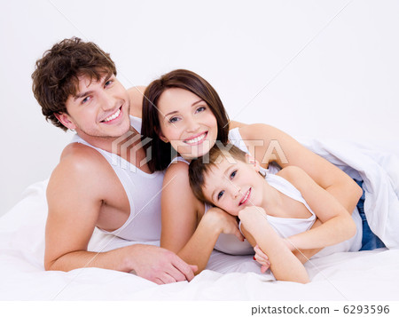 Little boy with mother and father Little boy with mother and father 6293596