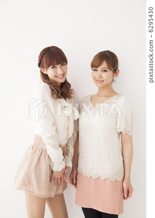 兩個女人 6295430