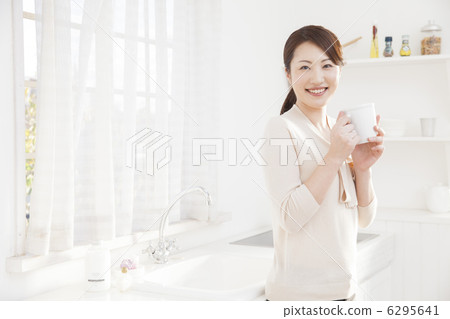 Japanese people, japanese, female 6295641