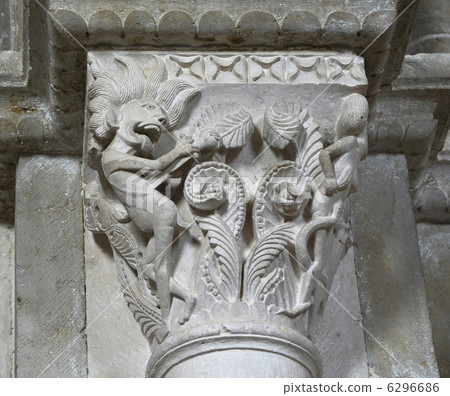 Vezelay,Sainte-Madeleine Basilica Basilica雕塑 Vezelay,Sainte-Madeleine Basilica Basilica雕塑 6296686