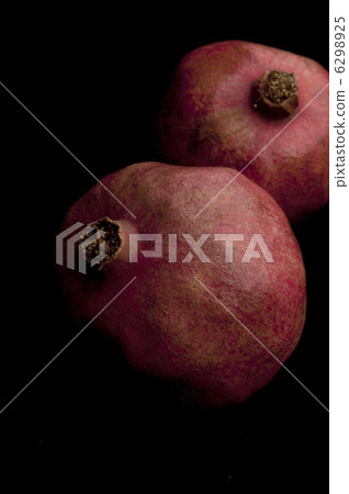 pomegranate  6298925