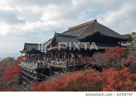 The stage of Kiyomizu Temple Shimizu The stage of Kiyomizu Temple Shimizu 6299797