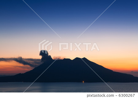 Sakurajima evening view Sakurajima evening view 6300267