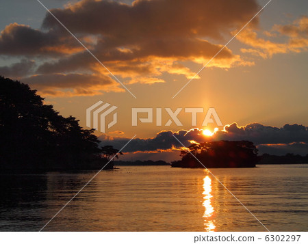 松島的第一個日出 6302297