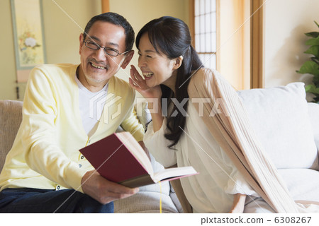 高級夫婦和孫子 6308267