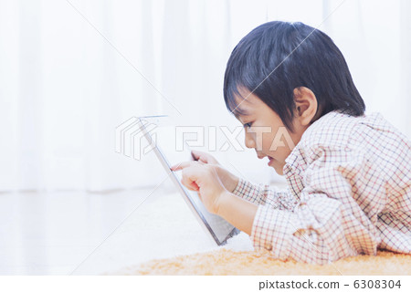 高級夫婦和孫子 6308304