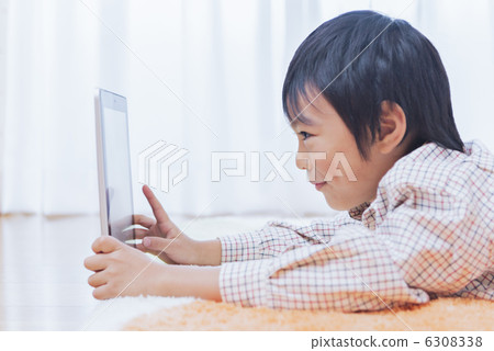 Senior couple and grandchild Senior couple and grandchild 6308338