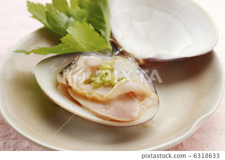 Steamed rice cake 6318633