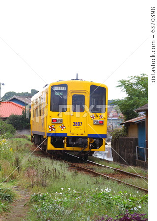 shimabara railway, one man train 6320398