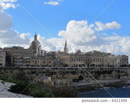 瓦萊塔市遙遠的看法 瓦萊塔市遙遠的看法 6321309