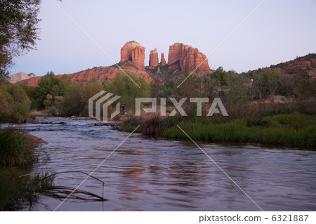 大教堂岩石 6321887