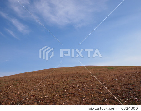 一座小山 6324300