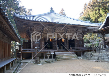 [Saigoku Kannon Pilgrimage] No. 27 Kaisando, Okunoin Kaisando, Himeji City, Hyogo Prefecture 6325791