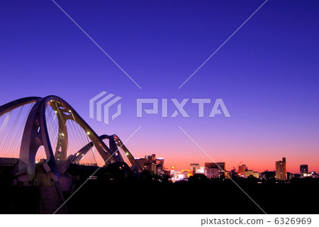 Evening view of Toyota Bridge 6326969