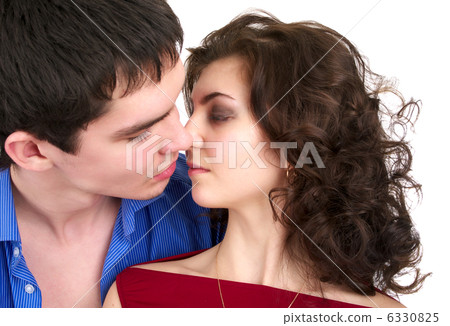 Young sexual couple kissing 6330825