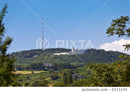 Kahlenberg - known for the best view at Vienna 6331244