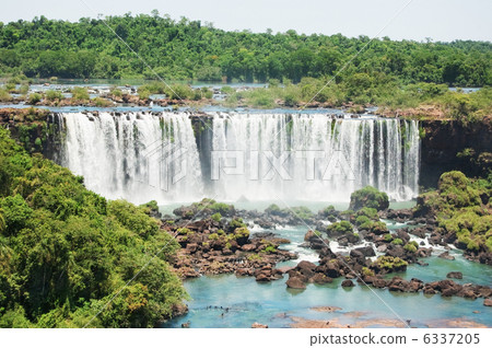 Iguazu Falls 6337205