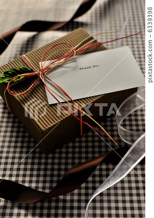 Gift box Gift box 6339398