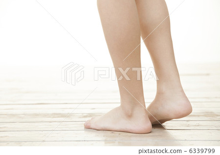 女人的腳 6339799