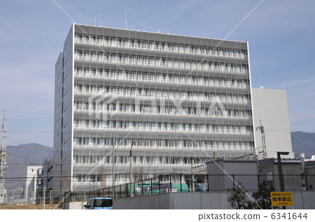 Kofu district local government building 6341644