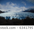 Pelito Moreno Glacier 6341795