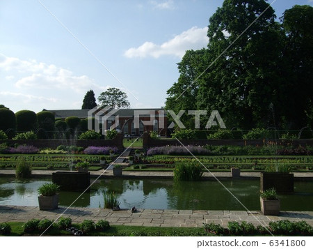 London Kensington palace gardens 6341800