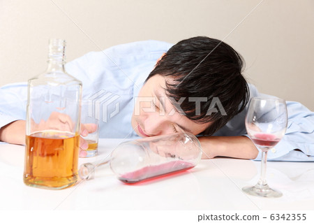 A drunk man 6342355
