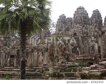 Bayon 6342433