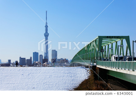 斯諾伊風景東京天空樹和Kine河橋樑 6343001