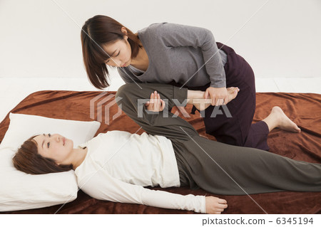 Thai traditional massage Thai traditional massage 6345194