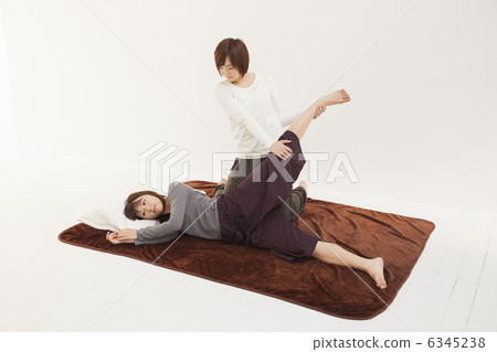Thai traditional massage 6345238