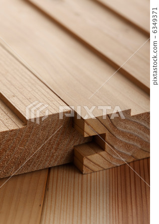 Building material 6349371