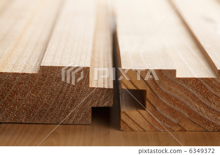 Building material 6349372