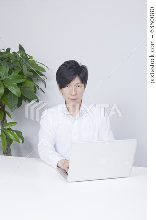 Male Business Scene (Cool Biz) 6350080