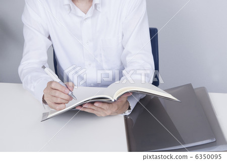Male Business Scene (Cool Biz) 6350095