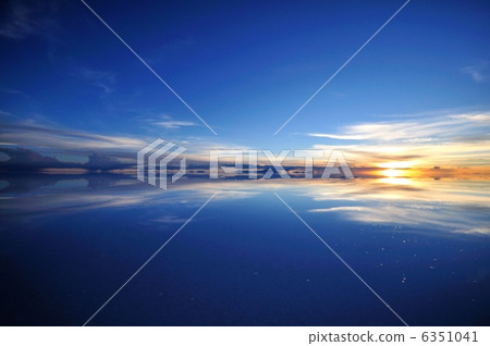 烏尤尼鹽湖 烏尤尼鹽湖 6351041