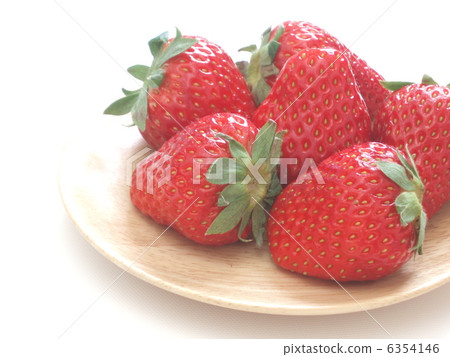 Strawberries Strawberries 6354146