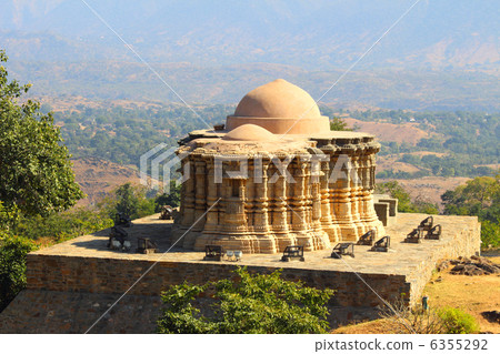 jain temple in kumbhalgarh fort 6355292