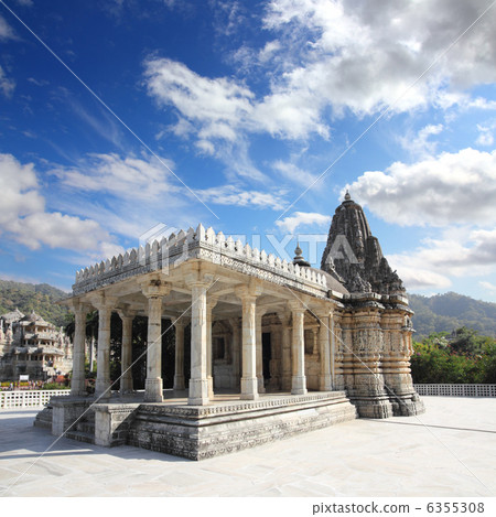 ranakpur hinduism temple in india 6355308
