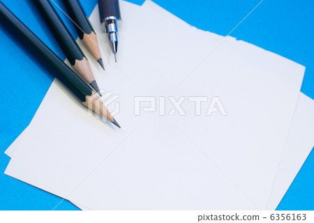 鉛筆和記事本 6356163