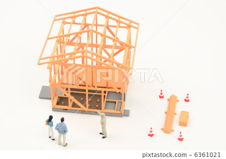 House under construction 6361021